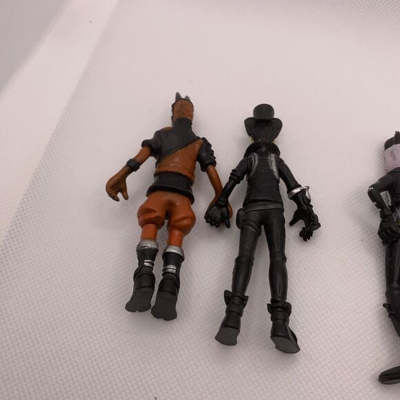 Fortnite 3.5-Inch Loose Figure Lot Of 4 No Weapons - Picture 4 of 5